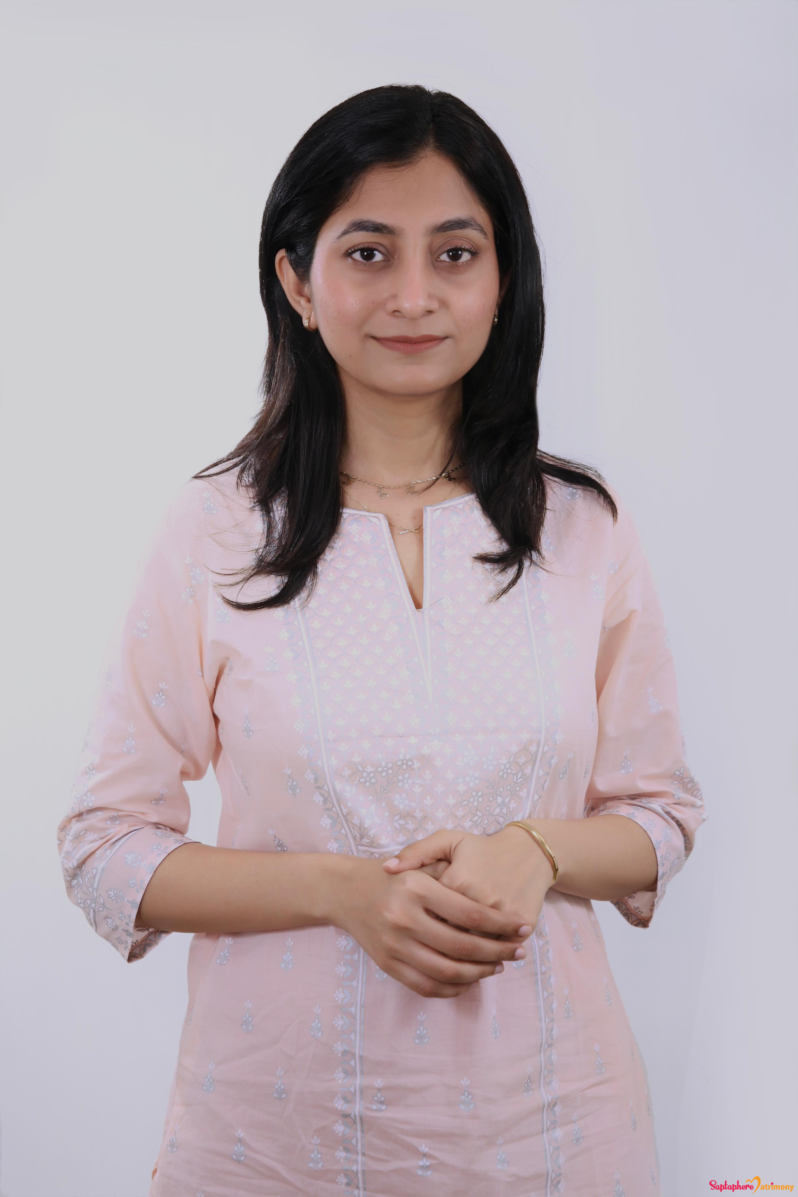 Dr.Anuja