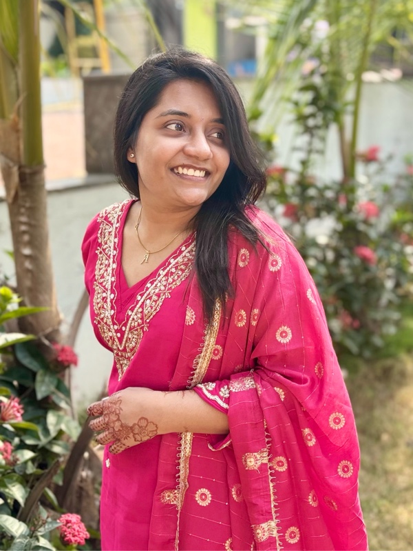 Dr.Apurva
