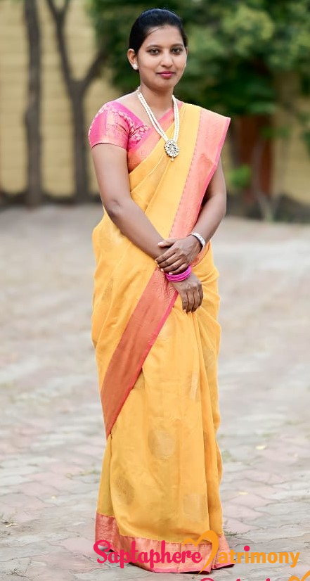 Dr.Tejashree