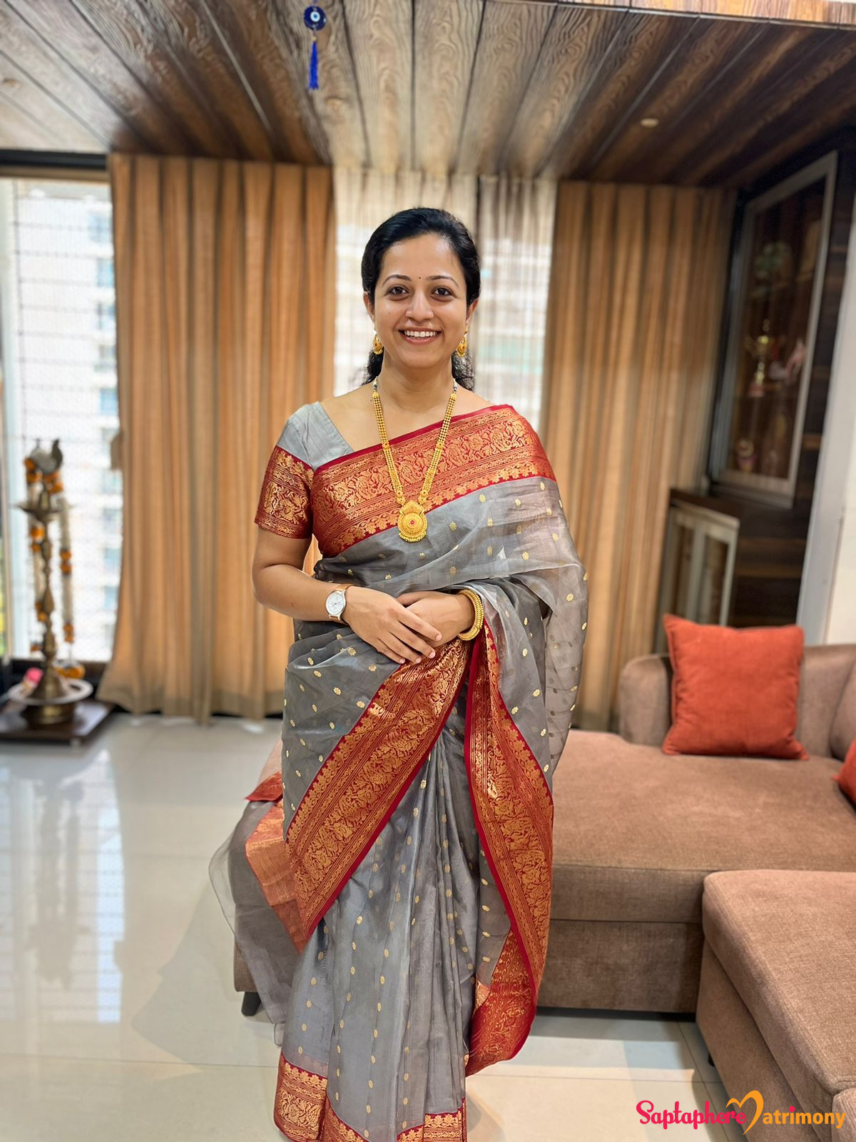 Dr.Mrunalini