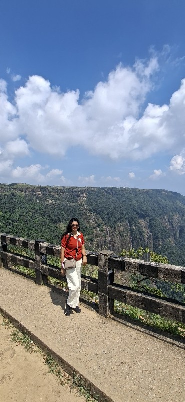 Dr.Madhuri
