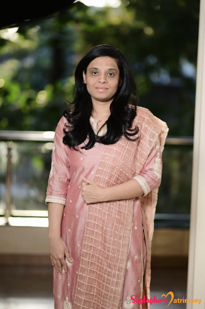 Dr.Sayali
