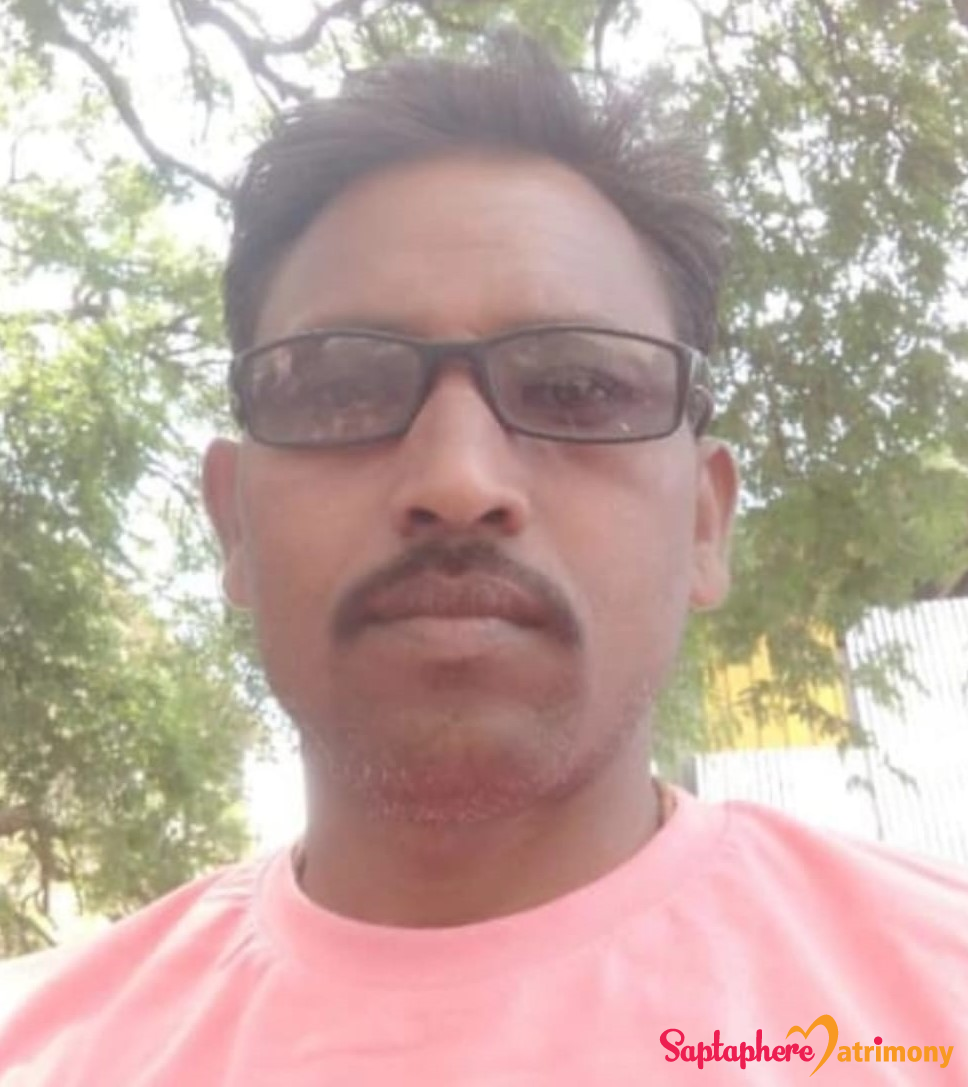 Dinesh 