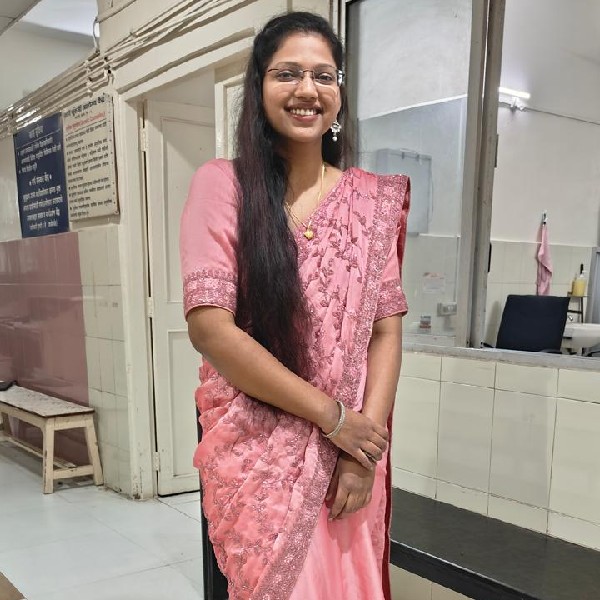 Dr.Chaitrali