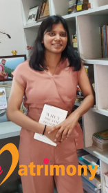 Dr.Amruta