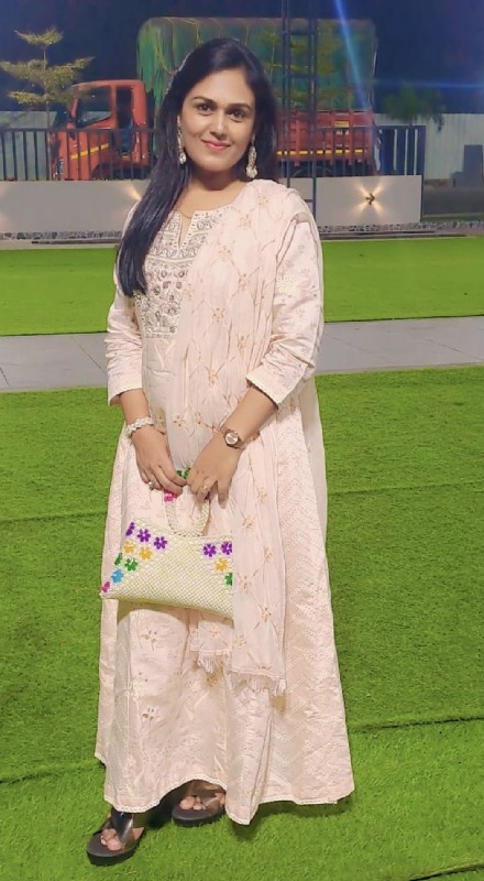 Dr.Sonali 