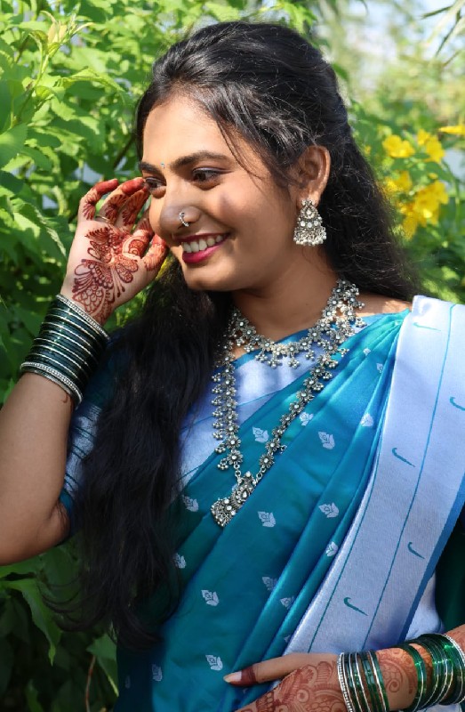Dr.Shravani