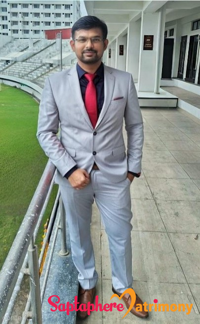 Dr.Hrushikesh