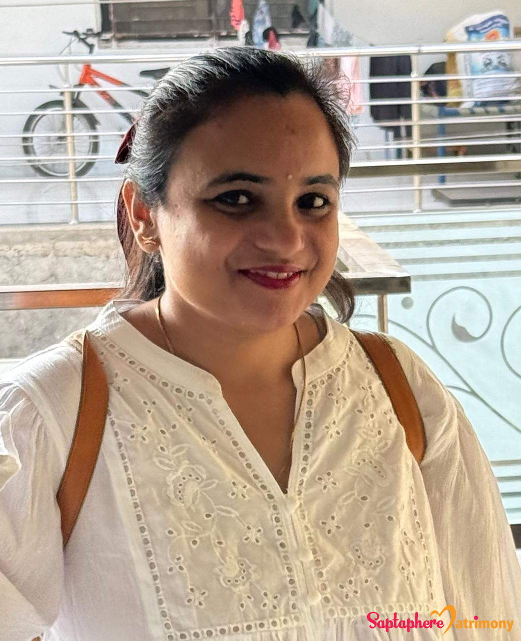 Dr.Neha