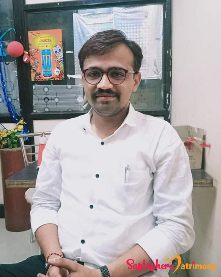 Dr.Chakardhar